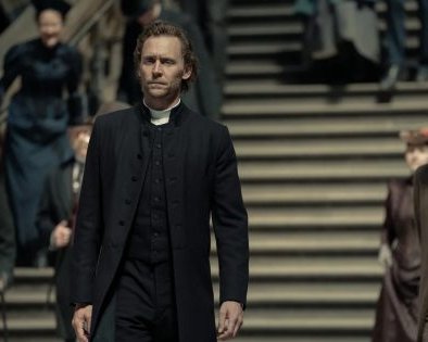 Сериал «Змей в Эссексе» порадует вас диалогами, интригой и образом Тома Хиддлстона