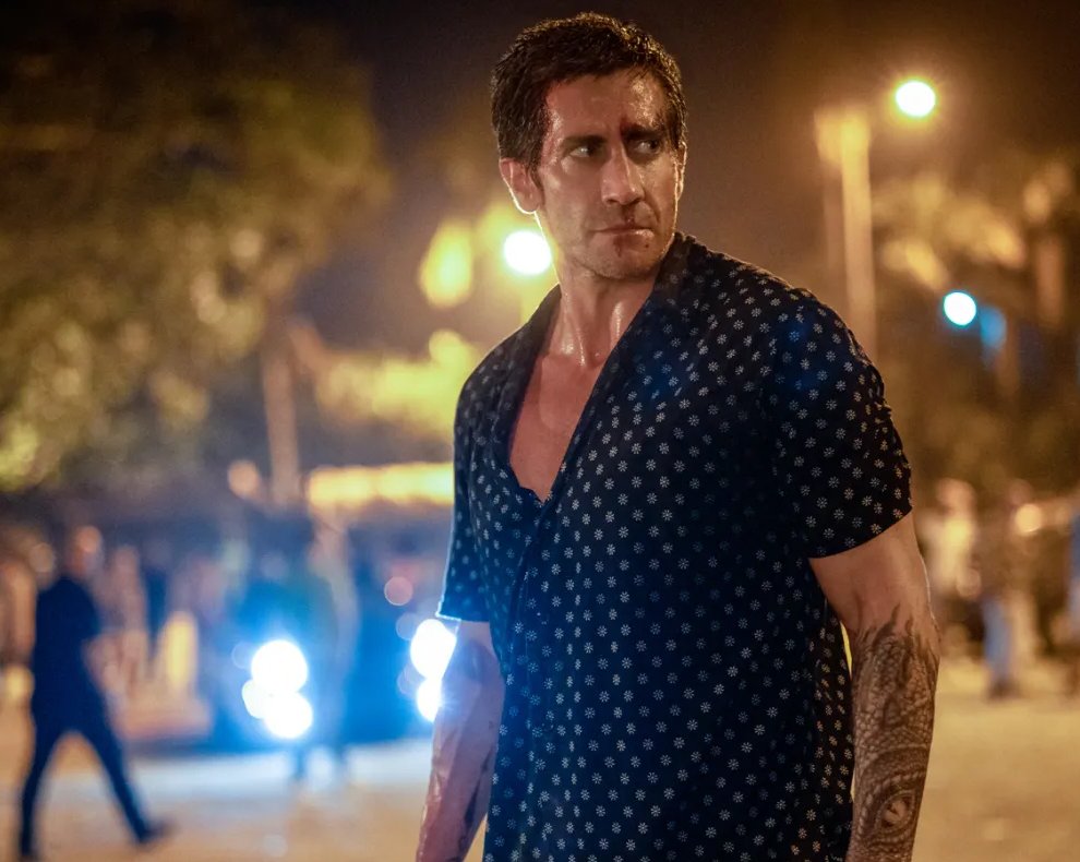 Джейк Джилленхол не против сыграть Бэтмена в новой киновселенной DC