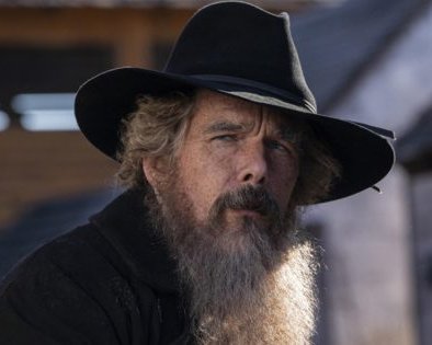 Остроумный вестерн и рычащий Итан Хоук: 4 причины посмотреть «Птицу доброго господа»