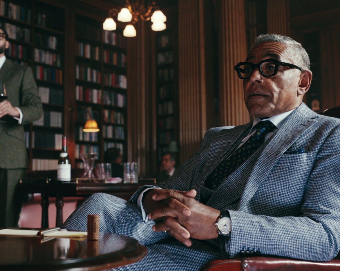 Netflix показал первые кадры сериала «Джентльмены» Гая Ричи