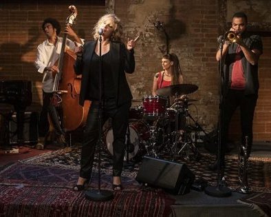 Почему сериал «Бар „Эдди“» от режиссёра «Ла-Ла Ленда» нельзя пропустить