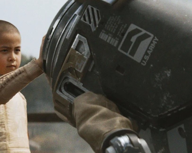 «Лучший фильм года»: что пишут критики о новом боевике «Создатель»