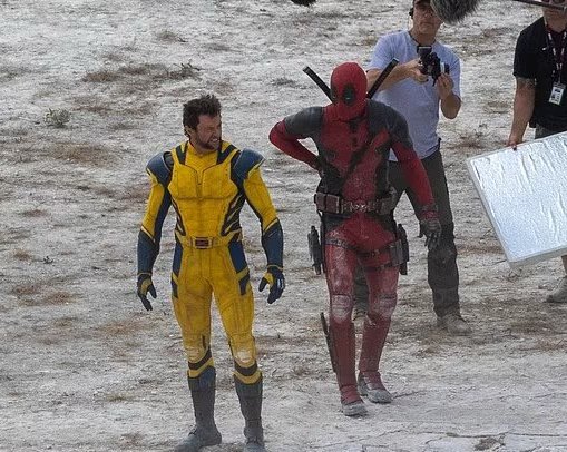 Джекман против Рейнольдса: в Сеть попали кадры со съёмок «Дэдпула‑3»
